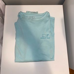 Vineyard vines performance shirt